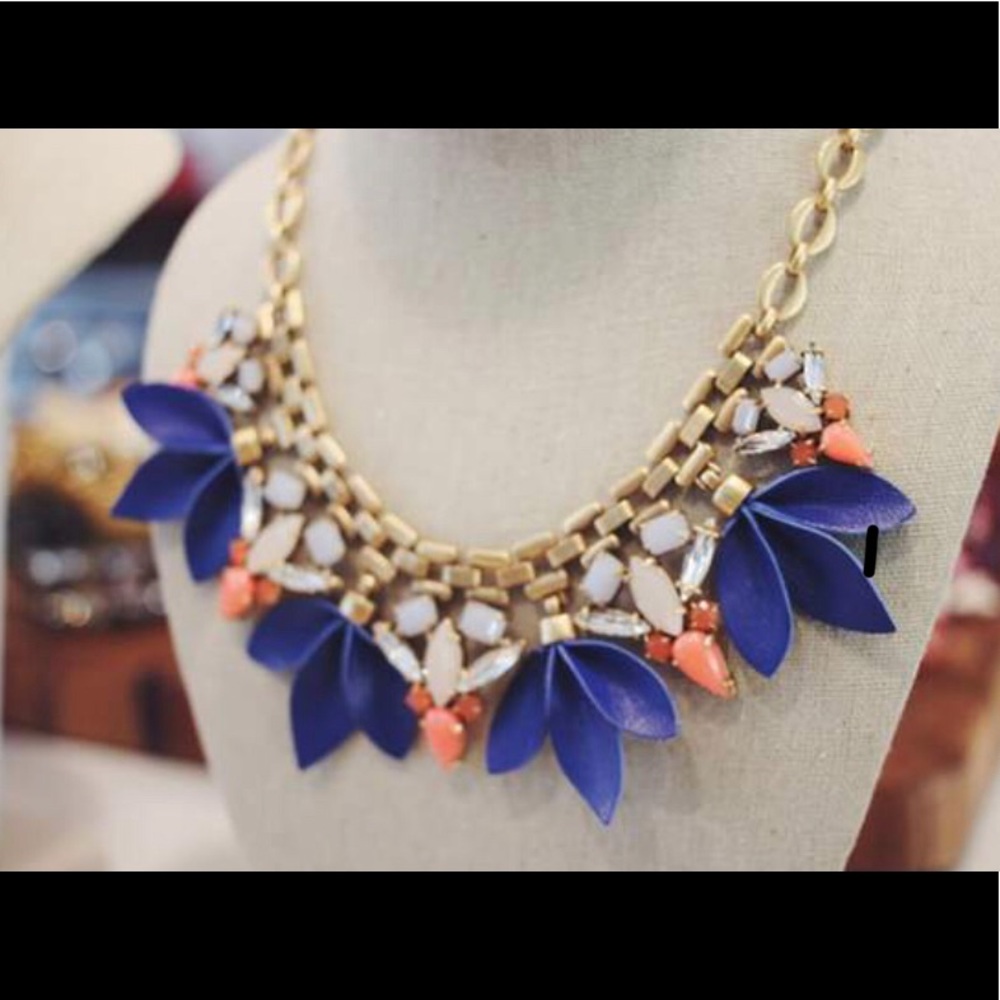 Melia Statement Necklace